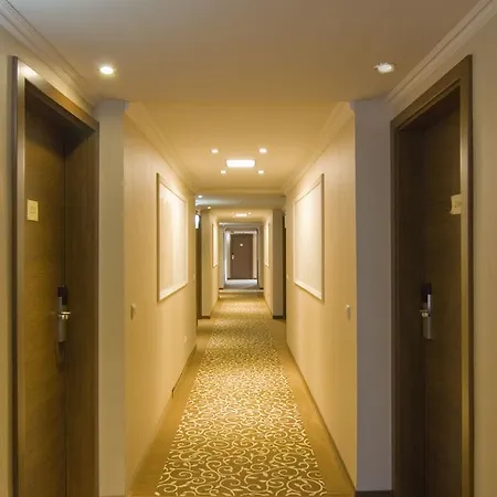 Golden Ball Club Wellness Hotel&spa 4*