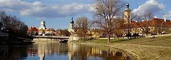 Golden Ball Club Wellness Hotel&spa 4* Győr