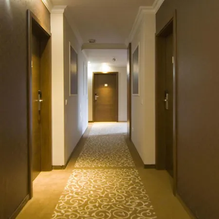 Golden Ball Club Hotel
