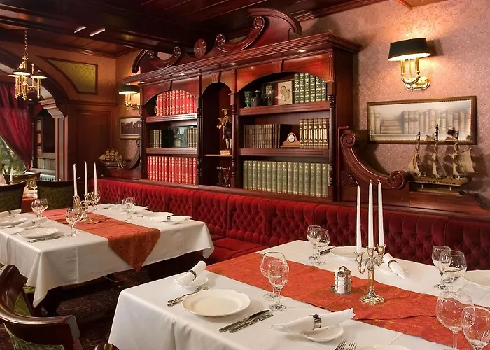 Golden Ball Club Hotel 4*
