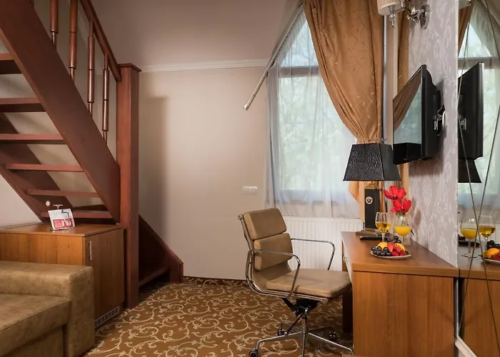 Golden Ball Club Hotel 4*
