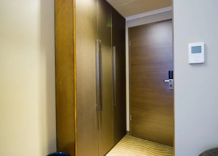 Hotel Golden Ball Club