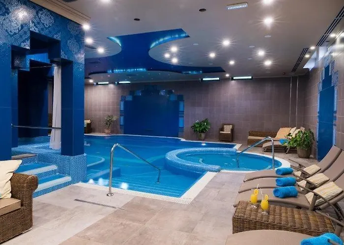 Hotel Golden Ball Club 4*