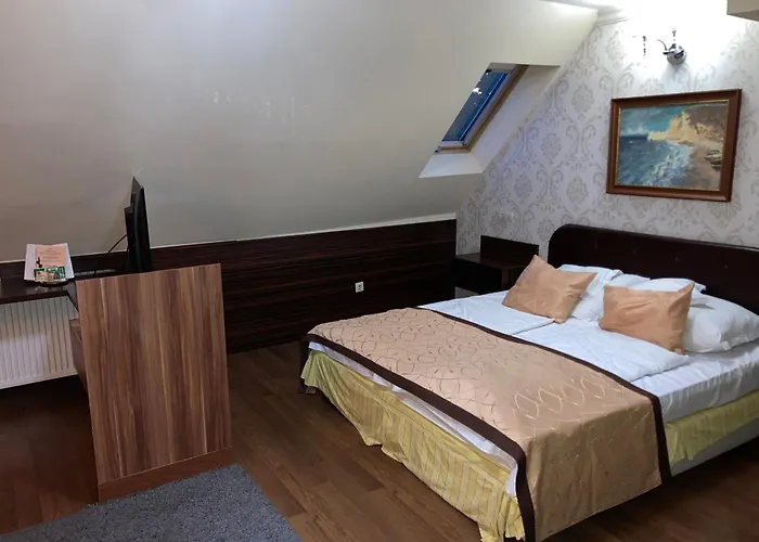 Golden Ball Club Hotel 4*