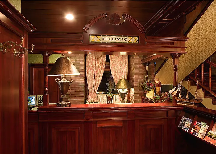 Hotel Golden Ball Club