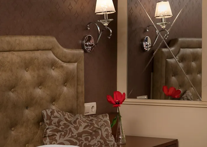 Hotel Golden Ball Club