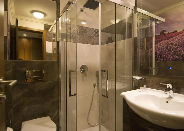 Golden Ball Club Hotel Gyor